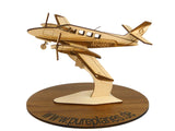 Cessna-t303-crusader-deko-flugzeugmodell-holz-pureplanes