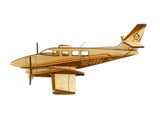 Cessna-t303-crusader-deko-flugzeugmodell-holz-pureplanes