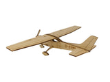 Cessna 182 Deko Flugzeugmodell Bausatz | Pure Planes