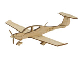 Diamond DA-40 Star Deko Flugzeugmodell Bausatz | Pure Planes