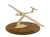 Grob Astir CS Modellflugzeug aus Holz auf einem Ständer zur Dekoration