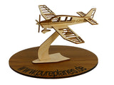 Robin DR400 Remorqueur Flugzeugmodell aus Holz