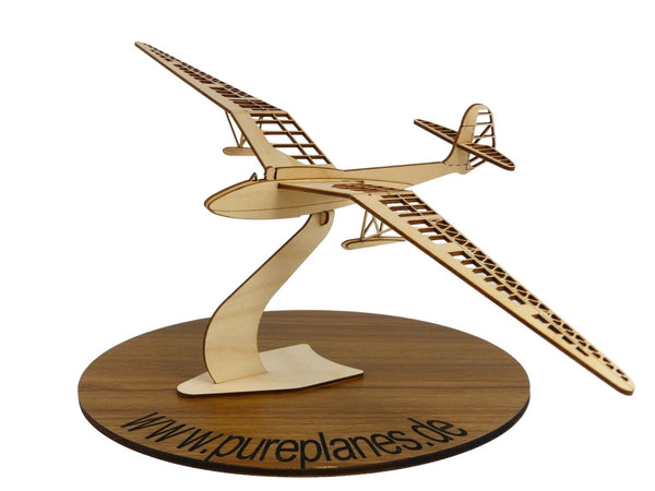 Segelflugzeug Wasserflugzeug DFS Seeadler Modell aus Holz auf einem Ständer