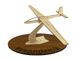 Swift S1 Segelflugzeug Modell aus Holz auf einem Ständer