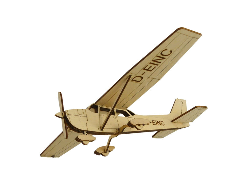 Cessna 172 Skyhawk Deko Flugzeugmodell Bausatz | Pure Planes