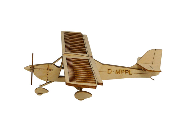 Eurofox mit Bugrad Deko Flugzeugmodell Bausatz | Pure Planes
