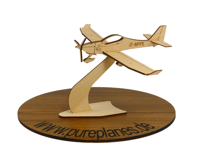 FK14 Leichtflugzeugmodell Bausatz aus Holz von Pure Planes
