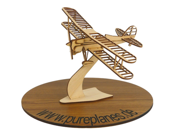 Great Lakes Flugzeugmodell aus Holz auf einem dekorativem Ständer
