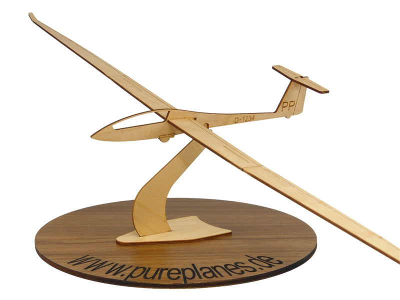 Schempp Hirth Nimbus 3D Segelflugzeug Modell auf einem Ständer zur Dekoration