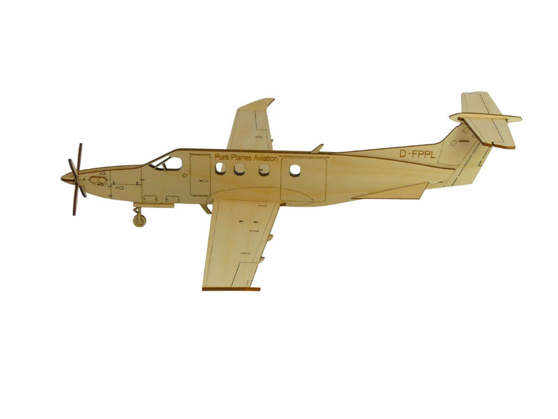 Pilatus PC 12 Dekomodell Bausatz Pure Planes