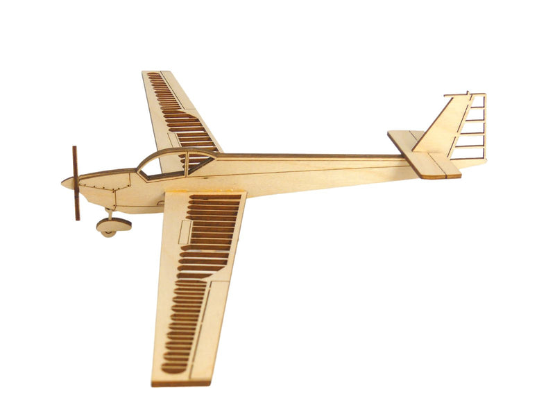 SF 25 C-Falke mit Dreibeinfahrwerk Deko Flugzeugmodell Bausatz | Pure Planes