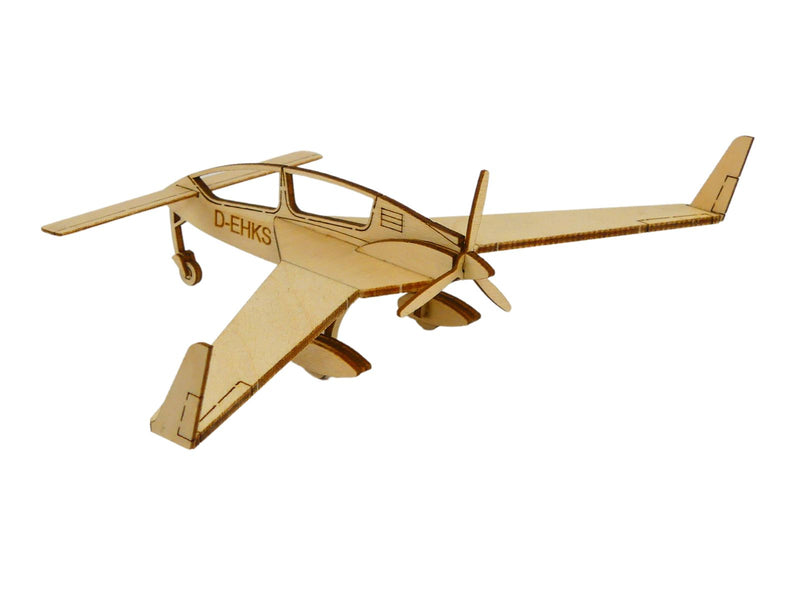Flugzeugmodel des Speed Canard aus Holz zur Dekoration auf einem Ständer